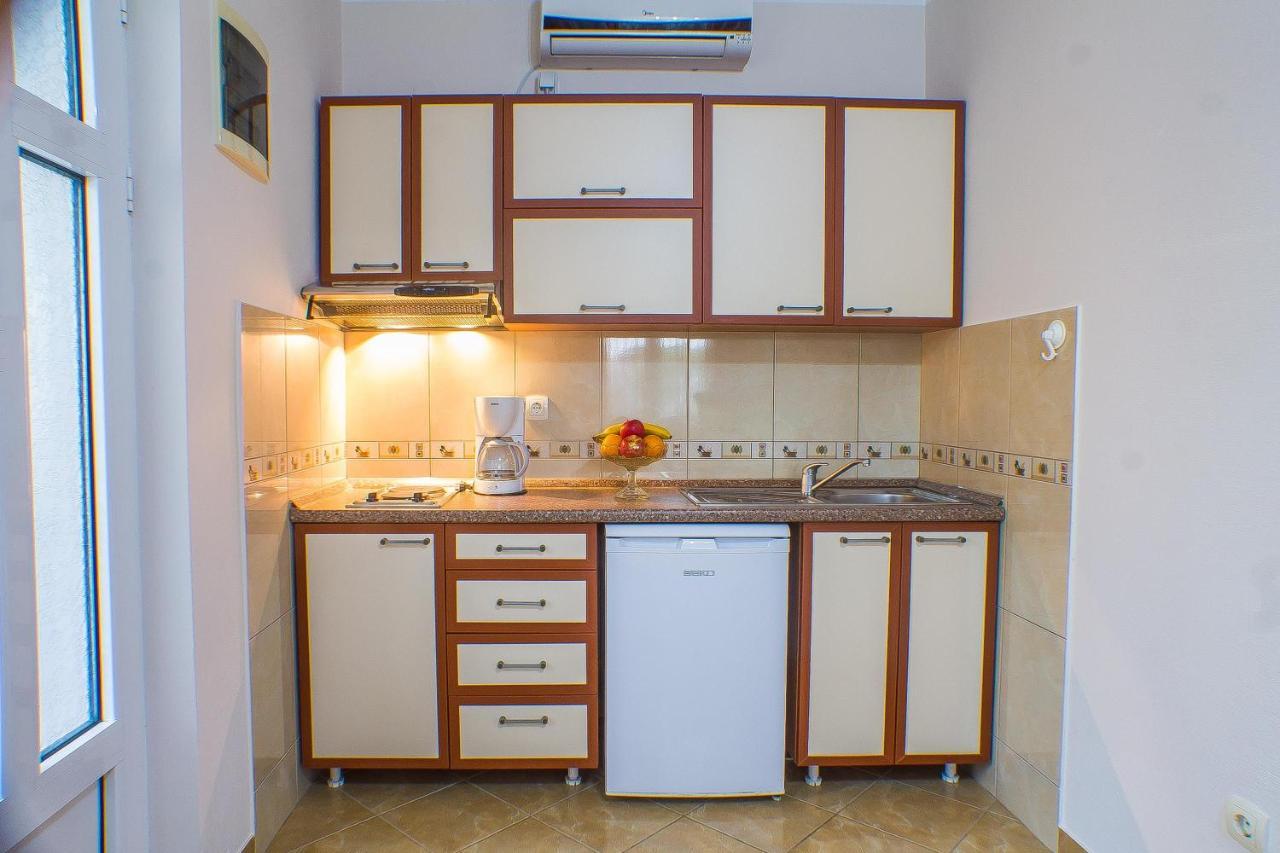 Dmm Apartments ติวัต ภายนอก รูปภาพ