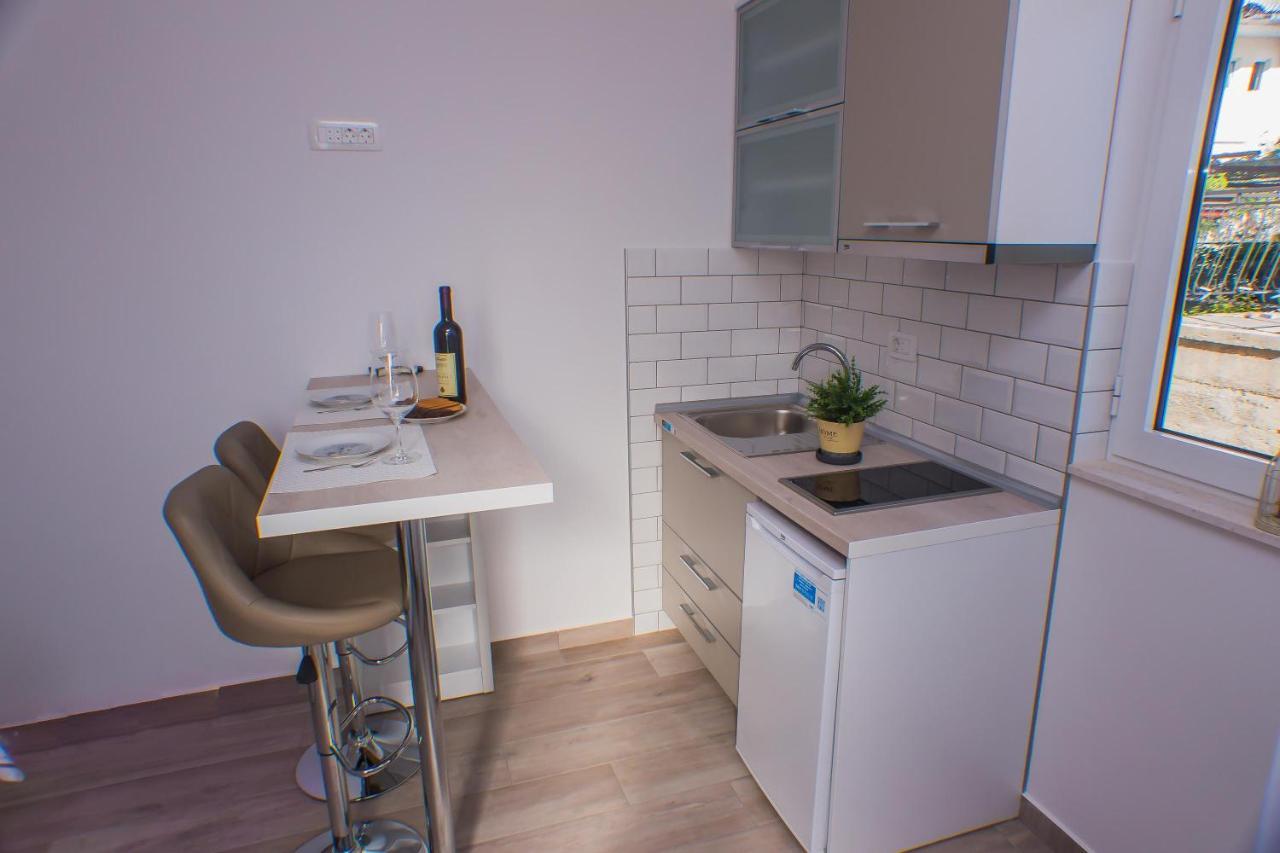Dmm Apartments ติวัต ภายนอก รูปภาพ